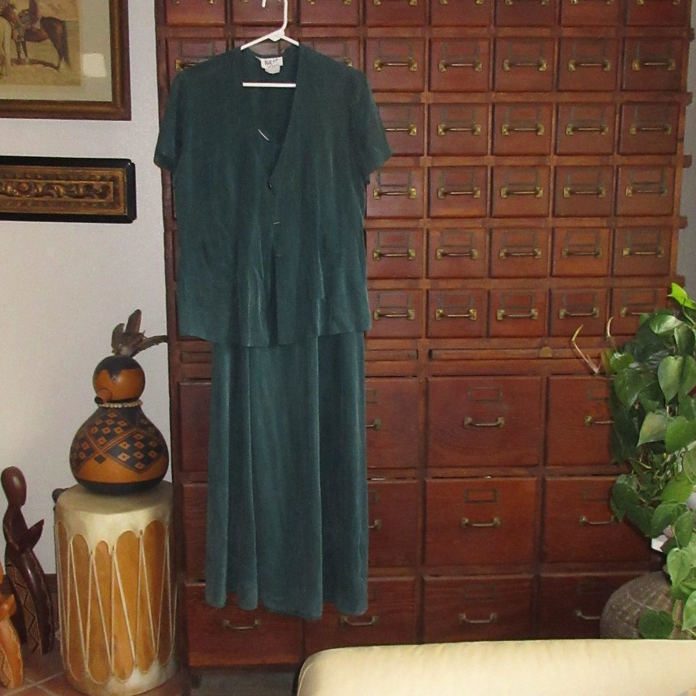 Green Rayon 2 Piece Maxi Dress WILD ROSE Size 6
